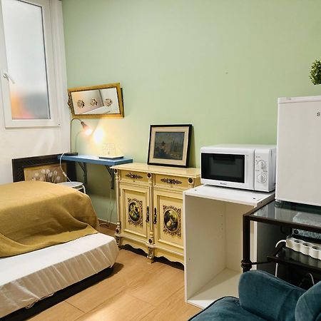 Mirador 2 Del Mercado Central - Habitacion Con Bano Privado En El Centro De La Ciudad Vella Valencia Ngoại thất bức ảnh