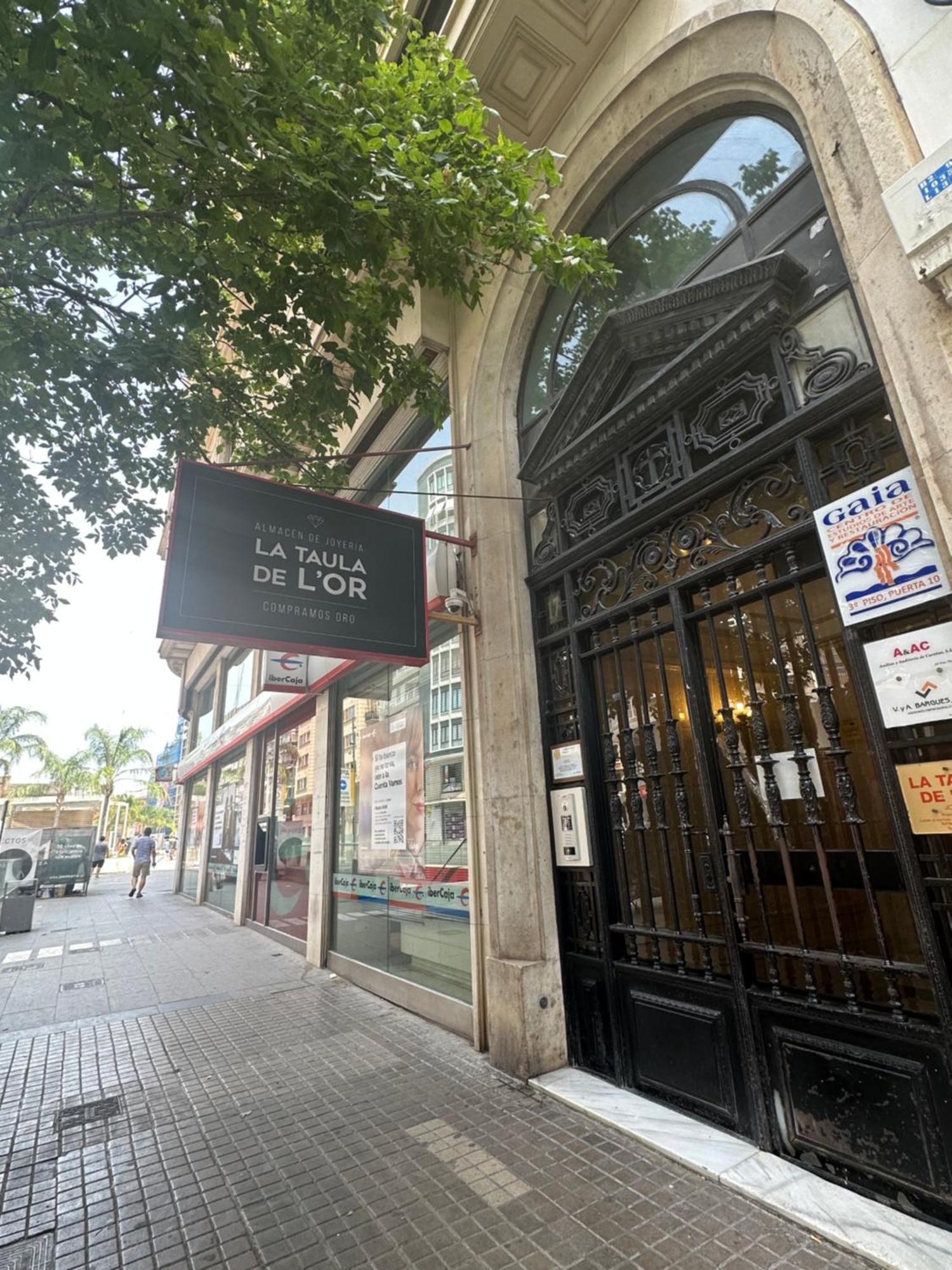 Mirador 2 Del Mercado Central - Habitacion Con Bano Privado En El Centro De La Ciudad Vella Valencia Ngoại thất bức ảnh