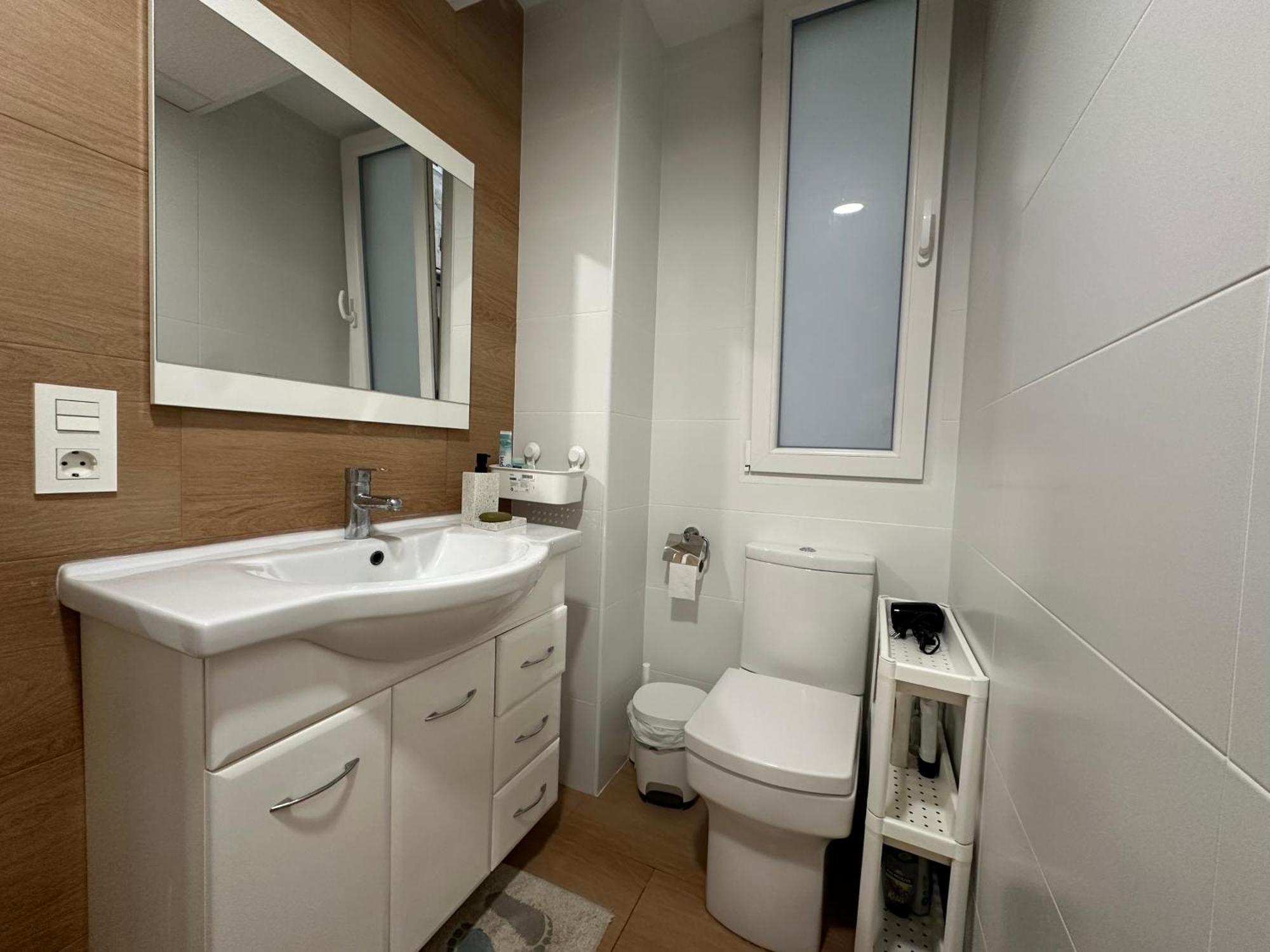 Mirador 2 Del Mercado Central - Habitacion Con Bano Privado En El Centro De La Ciudad Vella Valencia Ngoại thất bức ảnh