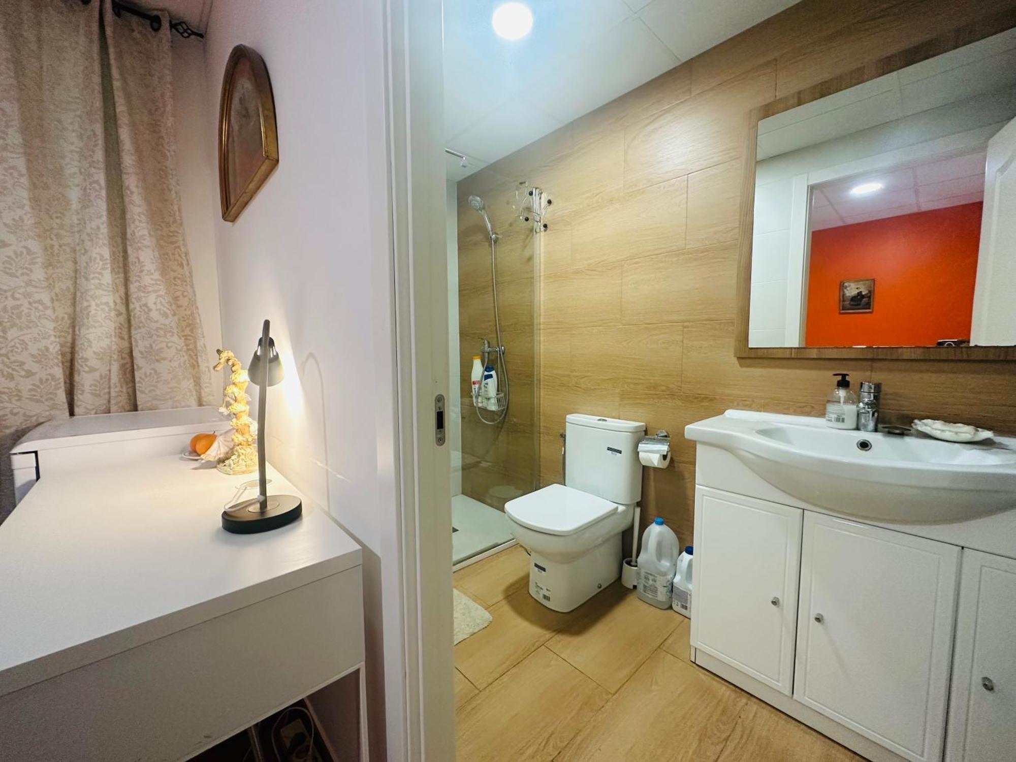 Mirador 2 Del Mercado Central - Habitacion Con Bano Privado En El Centro De La Ciudad Vella Valencia Ngoại thất bức ảnh